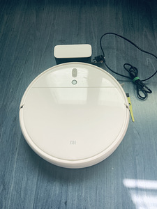 Xiaomi Robot Vacuum-Mop (1c) STYTJ01ZHM с видеокамерой (1 фото из 6)