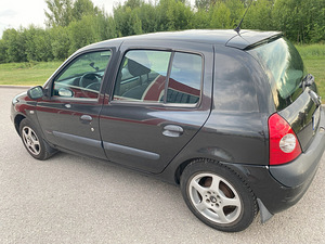 Renault Clio 1.1 16V 55KW (9 foto / 13)