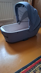 Inglesina Aptica 2-in-1 lapsevanker (6 foto / 6)