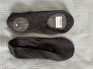 Тапочки для занятия танцами/Ballet shoes, размер 40 (2 фото из 4)