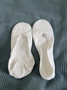 Тапочки для занятия танцами/Ballet shoes, размер 40 (4 фото из 4)