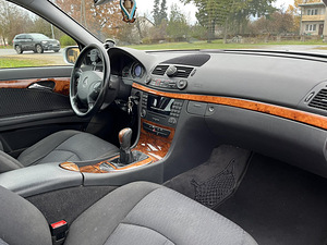Mercedes Benz E240 (6 foto / 7)