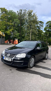 VOLKSWAGEN GOLF VARIANT (1 foto / 7)