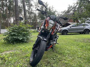 KTM Duke 125 2011 (3 фото из 4)
