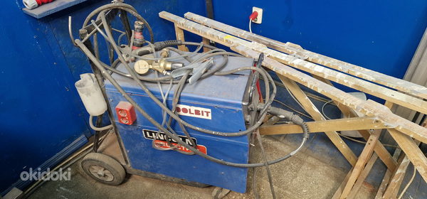 Pārdod lietotu metināmo aparātu Lincoln Compact 280-1