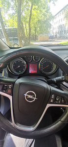 Opel Astra J 2011 Sports Tourer (12 foto / 13)