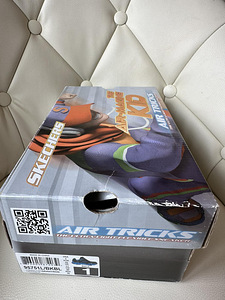 Skechers tossud poisile. Suurus 32.