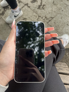 iPhone 12 128GB (1 foto / 5)