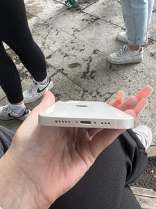 iPhone 12 128GB (3 foto / 5)