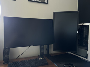 2 monitori - ASUS VG245, DELL P2314H (1 foto / 4)