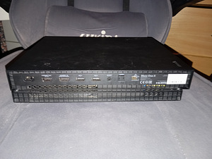Xbox One X varuosadeks (1 foto / 4)