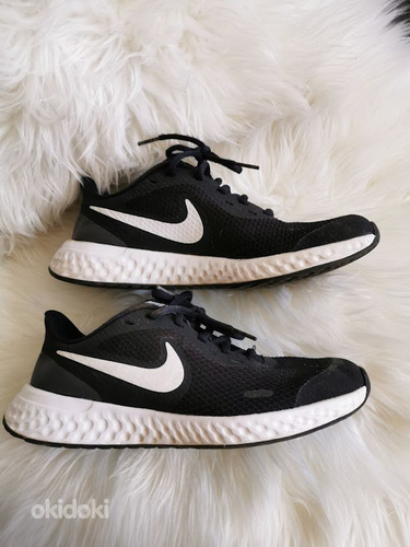 Nike Womens Revolution 5 BQ5671-003 Black Running Shoes (foto #3)