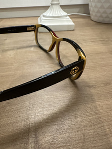 Gucci prilliraamid (4 foto / 5)
