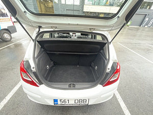 Opel corsa 1.2 70kv (10 foto / 12)