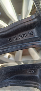BMW X5/X6 20" rattad rehvirõhu anduritega (5 foto / 9)