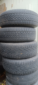 215/65 16 Nissan (3 фото из 3)