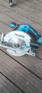 Makita ketassaag DHS680 (1 foto / 1)