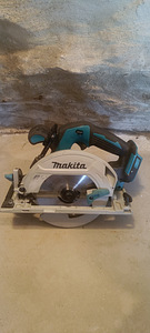Циркулярная пила Makita DHS680 (1 фото из 1)
