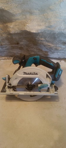 Циркулярная пила Makita DHS680