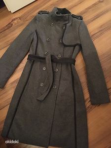 Новое пальто, размер 36