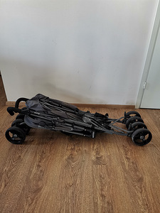 Детская коляска Britton (6 фото из 6)