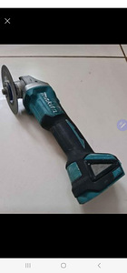 Makita DGA506 (1 foto / 1)