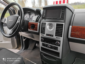 Chryler Grand Voyager V RT 2.8 crd (3 foto / 10)
