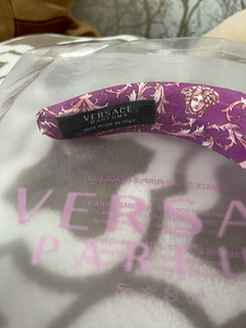 VERSACE juuksepael (2 foto / 2)