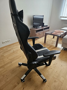 Mängutool Furniture 4gamers (2 foto / 2)