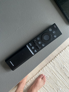Телевизор samsung 75" qe75q60aauxxh (2 foto / 3)
