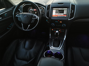 Ford S-MAX Titanium TDCi 2.0 110kW (6 foto / 15)