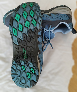 Merrell Lulea naiste matkajalatsid EU 40.5 (6 foto / 9)