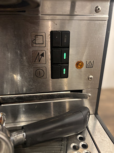 Кофемашина Rancilio (2 фото из 6)