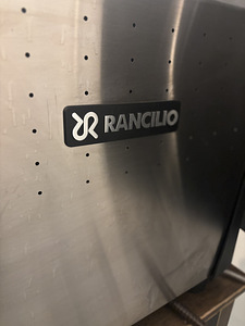 Кофемашина Rancilio (6 фото из 6)