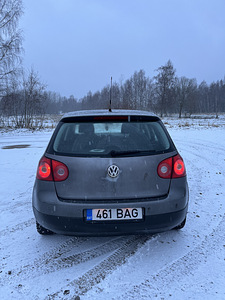 Volkswagen Golf 5 (5 foto / 12)