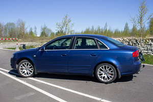 Audi A4 B7 1.8T + LPG (3 foto / 10)