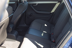Audi A4 B7 1.8T + LPG (8 foto / 10)