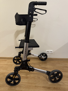 Rollator (6 foto / 8)