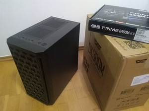 Ryzen 5 2600X/B450/16GB RAM/SSD 500GB/RTX 3060TI 8GB (10 foto / 10)
