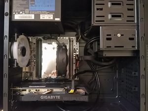 Xeon E5-2630v4/X99/16GB RAM/SSD 256GB/GTX 1660S 6GB (7 foto / 9)