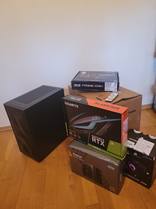 Ryzen 5 5600/A520/16GB RAM/SSD 512G/RTX 3060Ti 8GB (5 foto / 10)