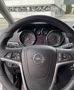 Opel Zafira Turbo 1.6 Bensiin / või CNG-gaas, 110kW (6 foto / 12)