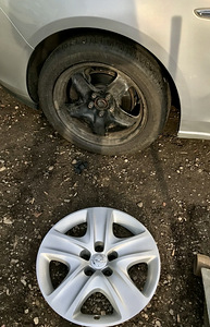 Opel OEM R17 5x115 center 70,2 mm (2 foto / 4)