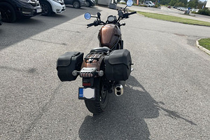 Honda Rebel CMX 1100 Manuaal R2 EURO5 64kW (5 foto / 9)