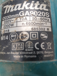 Relakas Makita GA9020S (3 foto / 3)