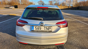 Opel Insignia 2015 (5 foto / 8)