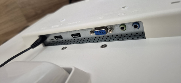 LG monitor 22"