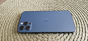 iPhone 12 про 128гб (2 фото из 3)