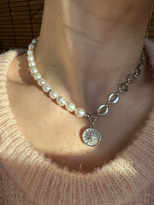 Ожерелье с натуральными жемчугами, покрытое родием