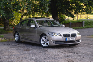 BMW 530 (1 фото из 13)